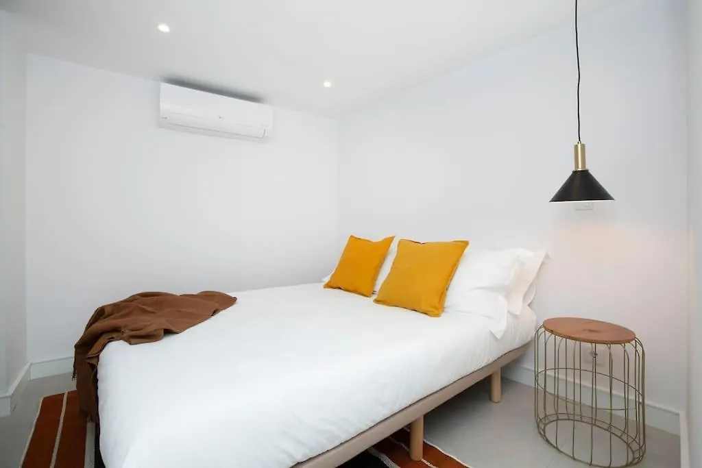 1ºd Oasis Outdoor Apartment Lisbon Portugal